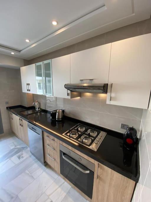 Apartamento New 2024 - Malls, & Train Station - Families Only Tánger