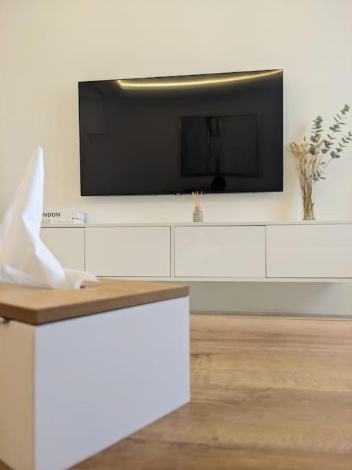 Apartamento New 2024 - Malls, & Train Station - Families Only *